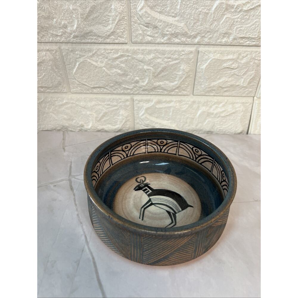 Barbara Campbell Southwest Mimbres Pottery Bowl – Wheel‑Thrown Handmade Art Bowl